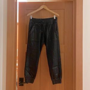 Bella Dahl Black Coated Pocket Joggers